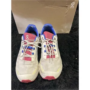 ON CLOUDVISTA multicolored lace up shoes sneakers women’s 9.5 Preowned thumbnail 7