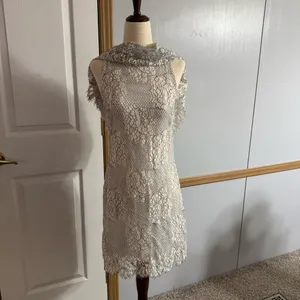 Elliatt Reflections Cape Lace‎ Mini Dress Size Small thumbnail 2