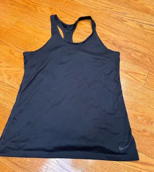🌸Nike Women’s Black Racerback Athletic Tank thumbnail 1