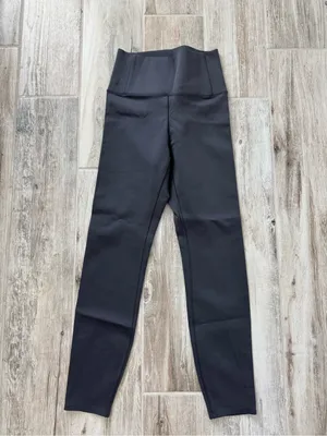 Vuori Evolve Legging Charcoal Grey Small Like New thumbnail 3