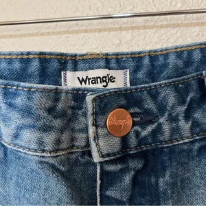 Wrangler Wild West 603 High Rise Straight Ripped Knee Jeans NEW 29 x 28 thumbnail 5