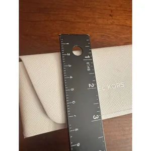 Michael Kors Sunglasses Case Textured White Silver Name Stamp thumbnail 9