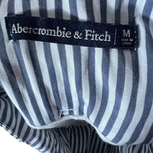 Abercrombie & Fitch Paperbag Stripe Shorts Navy White Coastal High Rise Size M thumbnail 4