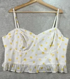 Forever 21 Boho White and Yellow Floral Bustier Top fits a small/medium thumbnail 2