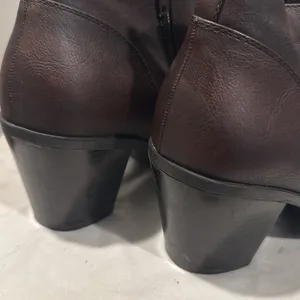Cloudwalkers By Avenue MYLA Side Zip Ankle Boots Booties Brown Women’s Size 10W thumbnail 7