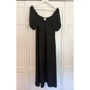 DRA Los Angelos black smocked bust puff sleeve dress M thumbnail 3