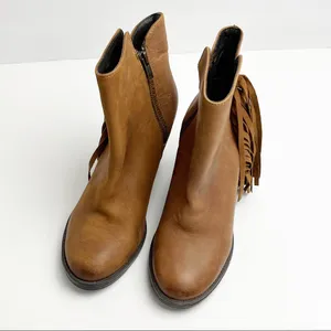 STEVE MADDEN Woodstock Distressed Leather Upper Fringe Booties Size 6.5 Boho thumbnail 12
