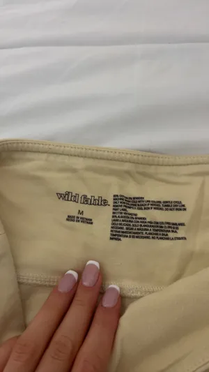 Wild Fable butter yellow mini shorts size M thumbnail 2