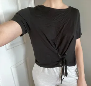 Top thumbnail 1