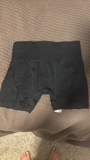 Black Gymshark Shorts thumbnail 3