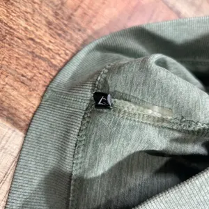 Gymshark Adapt Camo Seamless Sports Bra Sage Green Cross Back Small thumbnail 4