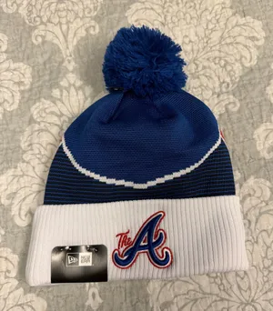 MLB New Era Beanie thumbnail 1