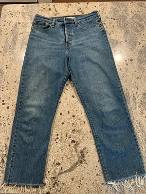 Levi's Wedgie Straight Jeans thumbnail 1