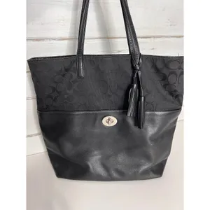 Coach Black Signature Canvas Leather Tote Bag Tassel Shoulder Purse thumbnail 5