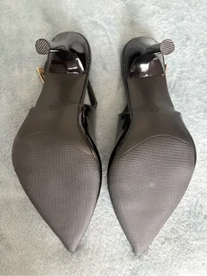 Geeyea Black Patent Slingback Stiletto Heels Pointed Toe EU 36 New thumbnail 7