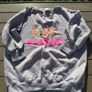 PLAYBOY x Misguided oversized sweatshirt Size L thumbnail 1