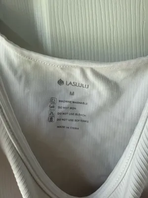 Amazon White work out tank top thumbnail 4