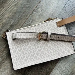 Michael Kors Mini Belt Bag Wristlet Purse Medium Cream Grey Tan Vegan Leather thumbnail 3
