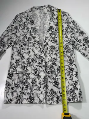 Joie 100% Linen White and Black Floral Blazer Size Medium thumbnail 3