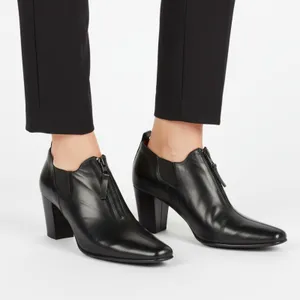 Donald Pliner Black Block Heel Zip Up Ankle Loafer Bootie 7 thumbnail 1