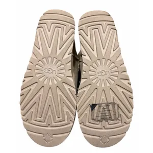 UGG Classic Mini II Boots Sand Women's‎ Size 9 thumbnail 8