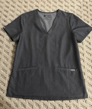 FIGS Scrub Top thumbnail 1