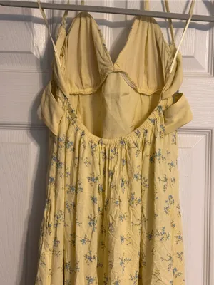 Hollister Pale Yellow Blue Floral Print Adjustable Strap Open Back Slip Dress XS thumbnail 8