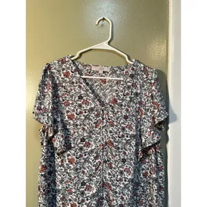 Loft Womens Size Large Blouse Short Flutter Sleeve Button Front Floral Butterfly thumbnail 4