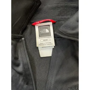 The North Face VaporWick 1/4 Zip Athletic Top Black XS thumbnail 4