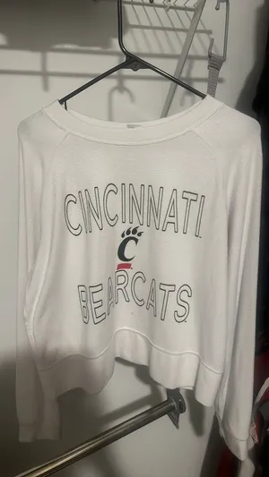 Concepts Sport Cincinnati Bearcats crewneck thumbnail 1