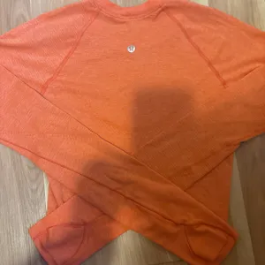 Lululemon Swiftly Tech Long Sleeve thumbnail 3