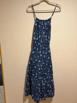 Madewell Cross-Back Halter Midi Dress in Vineyard Medallion Navy Blue thumbnail 3