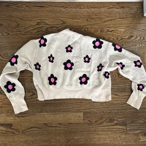 Floral Cropped Cardigan Sweater Black Size XS thumbnail 4