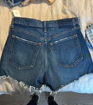 NWT Abercrombie Cutoff High Rise thumbnail 2