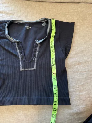 Urban Outfitters Out From Under Go For Gold Seamless Top thumbnail 6