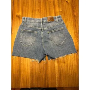 Lee Women Relaxed Fit High Rise Cut Off Blue Denim Shorts 6 M thumbnail 3