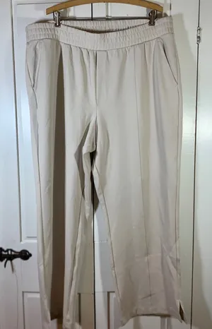 Old Navy Active Dynamic Fleece High Rise Wide Leg Pants Beige XXL Athleisure thumbnail 1