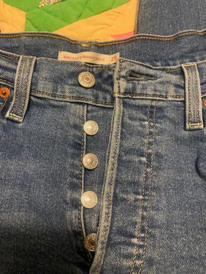 Levi’s Ribcage Jeans Straight Ankle thumbnail 4