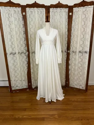 Pretty Vintage 1970s Simple Knit Wedding Gown thumbnail 3