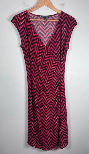 Lauren‎ Ralph Lauren Faux Wrap Dress Women M Pink Chevron Mod thumbnail 1