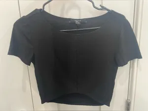 Forever 21 Crop ribbed top with curved hem Size XS thumbnail 1