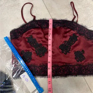 Goth Burgundy Lace Trim Crop Top size XS‎ thumbnail 5