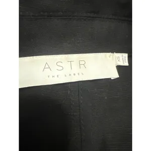 ASTR The Label Reed Black Linen Long Sleeve Midi Pencil Sheath Blazer Dress XS thumbnail 4