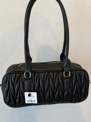 Cotton On Classic Quilted Black Shoulder Bag- NWT thumbnail 3