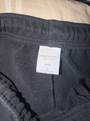Aritzia Cargo Sweat Shorts thumbnail 5
