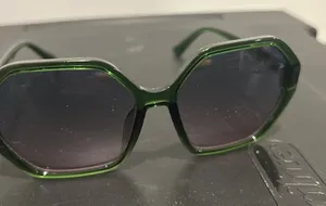 Green Sunglasses thumbnail 1