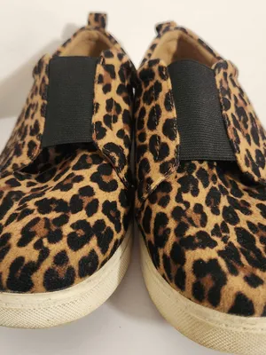 Vintage7Eight Brown Leopard Print Slip-On Sneakers Size 9 thumbnail 3