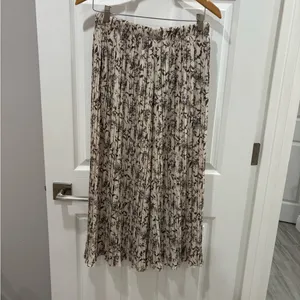 Stitch Fix Cream Alice Blue Pleated Palazzo Pants‎ taupe and cream color size M thumbnail 5