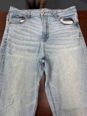 American Eagle Stretch Mom Jean Denim Jeans Size 14 thumbnail 2
