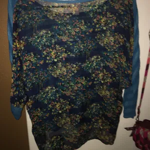 Longsleeve flowy shirt Size XS thumbnail 5